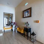Rose Chopok 1100 M-on Hiking Trail-view-hot Tub-sauna-view דירה *