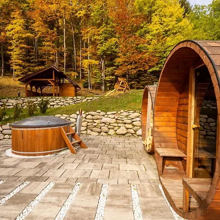 Rose Chopok 1100 M-on Hiking Trail-view-hot Tub-sauna-view