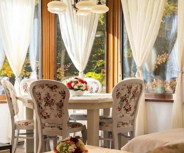 Rose Chopok 1100 M-on Hiking Trail-view-hot Tub-sauna-view *