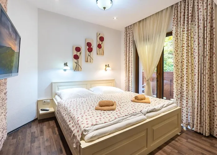 Rose Chopok 1100 M-on Hiking Trail-view-hot Tub-sauna-view Apartament Dolina Demianowska