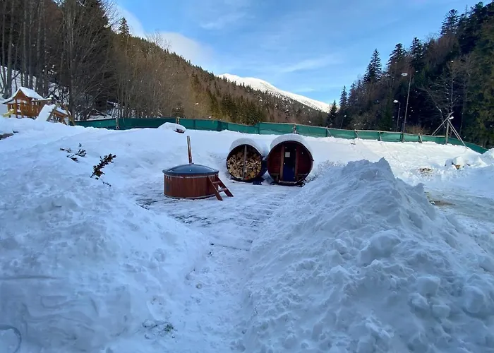 Rose Chopok 1100 M-on Hiking Trail-view-hot Tub-sauna-view Апартаменты
